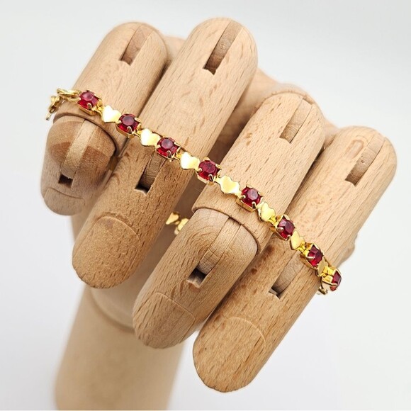 Vintage Sweetheart Ruby Red Rhinestone & Gold Heart Tennis Bracelet - Picture 6 of 10